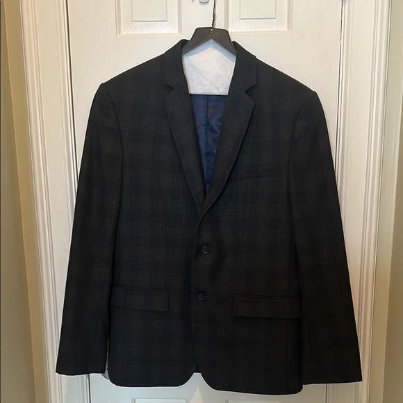Banana Republic Other - Banana Republic Men’s Sport Coat, Tailored Fit, navy/gray plaid, 42